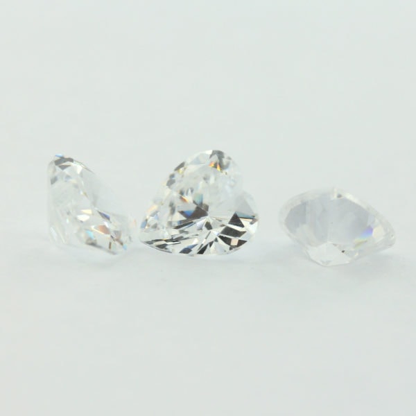 Loose Heart Shape Clear CZ Gemstone Cubic Zirconia April Birthstone Group