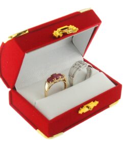 Red Velvet Treasure Chest Double Ring Box Display Jewelry Gift Box