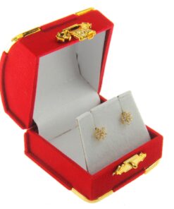 Red Velvet Treasure Chest Earring Box Display Jewelry Gift Box