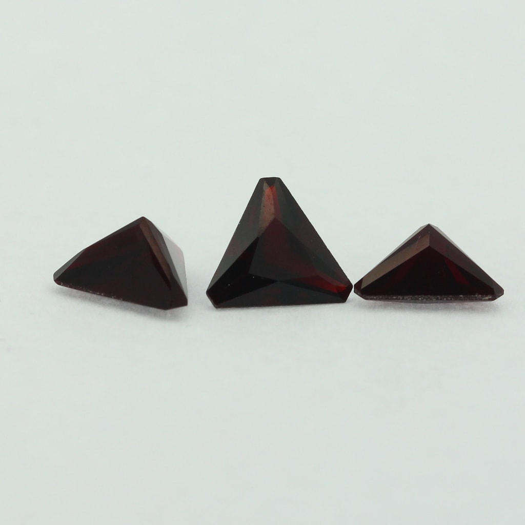 Loose Triangle Cut Garnet CZ Gemstone Cubic Zirconia January 