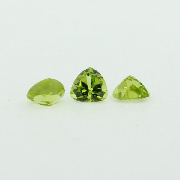 Loose Trillion Cut Genuine Natural Peridot Gemstone Semi Precious August Birthstone Group